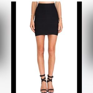 NWT! BCBG Simone bandage skirt size S